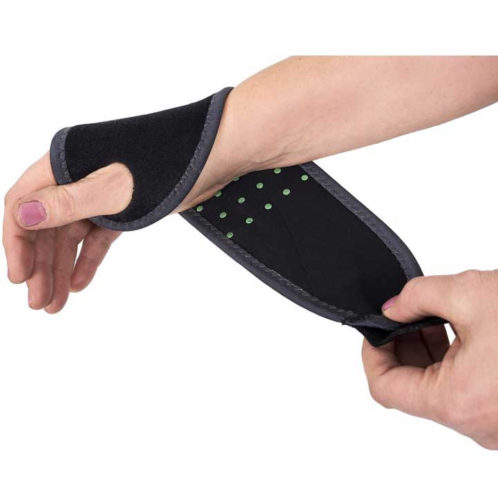 Biofeedbac wrist support in use on wrist